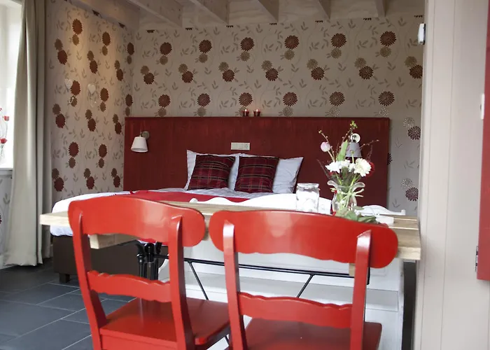 Bed & Breakfast 't Bullekroffie Oudesluis (North Holland)